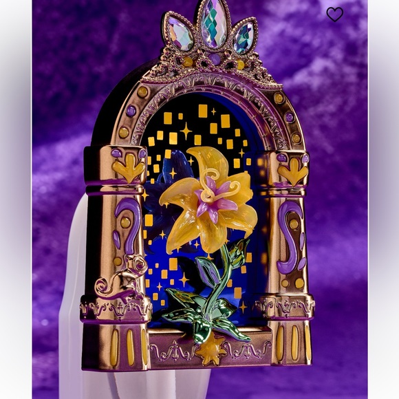 Rapunzel Nightlight Wallflower Plug NWT - Picture 2 of 4